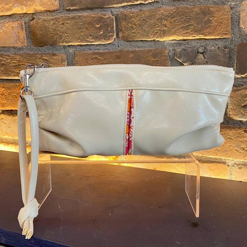 Crystalyn Kae: Pleated Clutch White and Pink Large